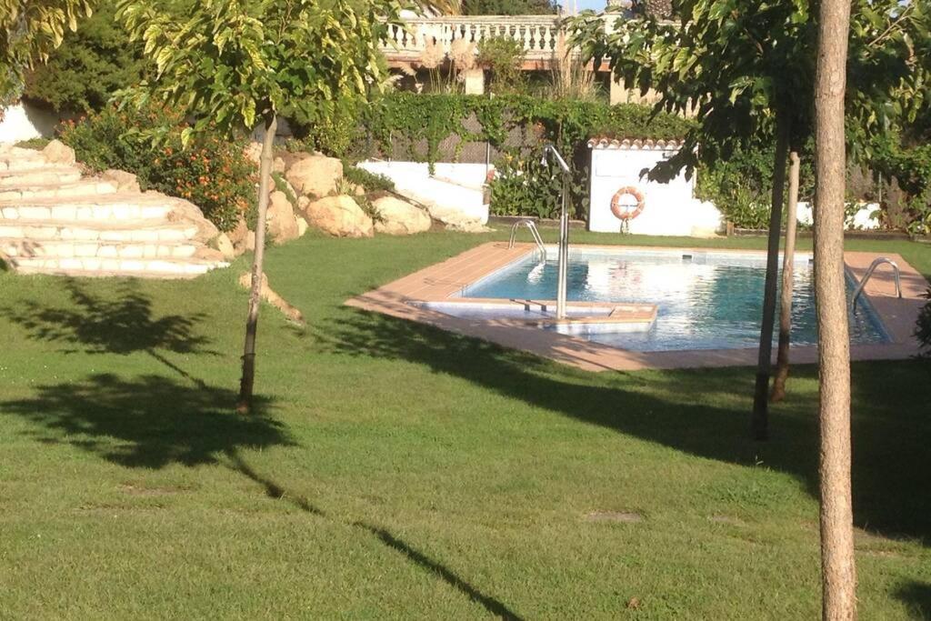 Casita Blanca Con Fibra Optica Y Piscina Cominutaria Villa Tossa de Mar Exterior photo