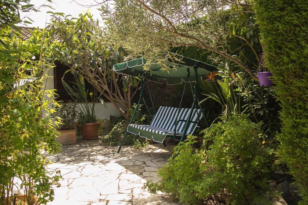 Casita Blanca Con Fibra Optica Y Piscina Cominutaria Villa Tossa de Mar Exterior photo